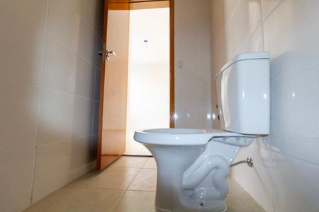 Apartamento para alugar com 48m², 2 quartos e sem vaga Apartamento para alugar com 48m², 2 quartos e sem vagaBanheiro