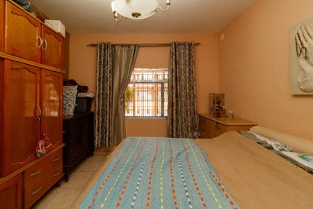 Casa à venda com 125m², 3 quartos e 2 vagas Casa à venda com 125m², 3 quartos e 2 vagasQuarto