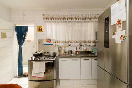 Casa à venda com 125m², 3 quartos e 2 vagas Casa à venda com 125m², 3 quartos e 2 vagasCozinha