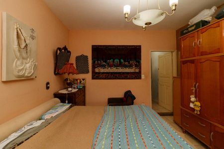 Casa à venda com 125m², 3 quartos e 2 vagas Casa à venda com 125m², 3 quartos e 2 vagasQuarto