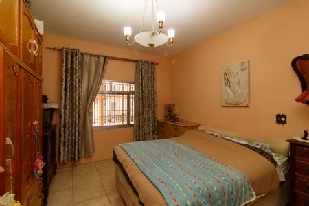 Casa à venda com 125m², 3 quartos e 2 vagas Casa à venda com 125m², 3 quartos e 2 vagasQuarto