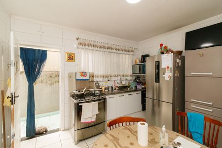 Casa à venda com 125m², 3 quartos e 2 vagas Casa à venda com 125m², 3 quartos e 2 vagasCozinha
