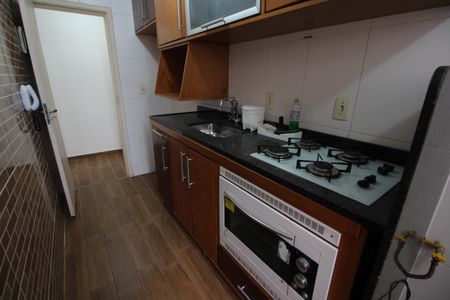 Apartamento à venda com 60m², 2 quartos e 1 vagaCozinha