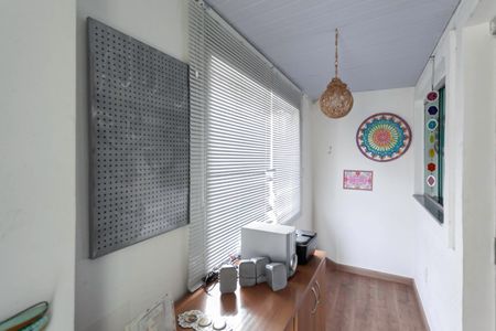 Casa à venda com 326m², 4 quartos e 4 vagasVaranda da suíte 2