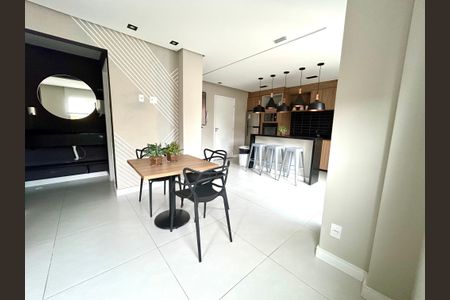 Apartamento para alugar com 43m², 2 quartos e 1 vagaÁrea comum - Salão de festas