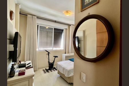 Apartamento para alugar com 120m², 3 quartos e 1 vagaQuarto 2