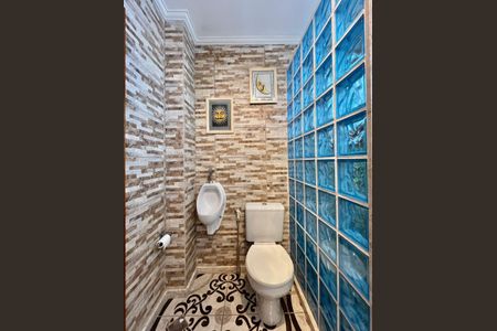 Banheiro de apartamento à venda com 3 quartos, 120m² em Vila Lidia, Campinas