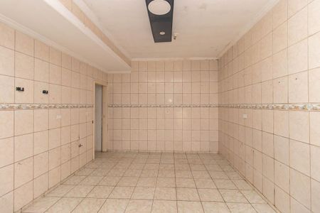 Casa para alugar com 300m², 2 quartos e 2 vagasCozinha