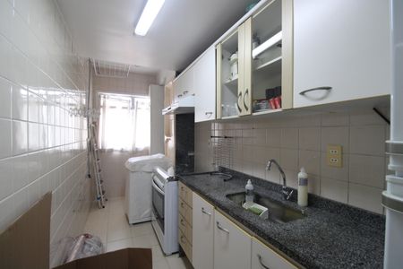 Apartamento para alugar com 67m², 2 quartos e 1 vagaCozinha