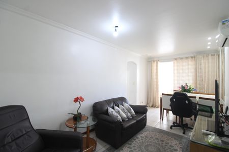 Apartamento para alugar com 67m², 2 quartos e 1 vagaSala