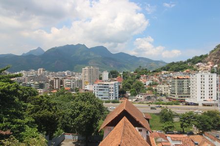 Apartamento para alugar com 67m², 2 quartos e 1 vagaSala - Varanda