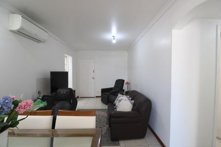 Sala de apartamento para alugar com 2 quartos, 67m² em Freguesia (jacarepaguá), Rio de Janeiro