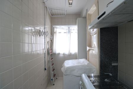 Apartamento para alugar com 67m², 2 quartos e 1 vagaÁrea de serviço