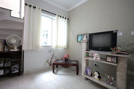 Casa à venda com 158m², 4 quartos e 4 vagasSala