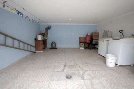 Casa à venda com 158m², 4 quartos e 4 vagasÁrea de Serviço