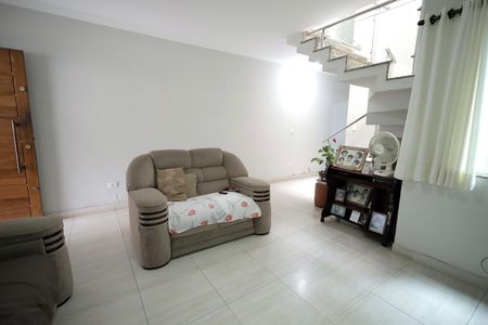 Sala de casa à venda com 4 quartos, 158m² em Parque Novo Oratório, Santo André