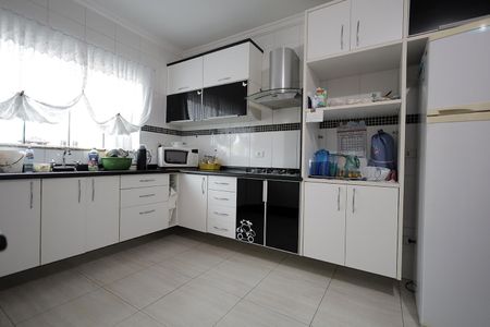 Casa à venda com 158m², 4 quartos e 4 vagasCozinha
