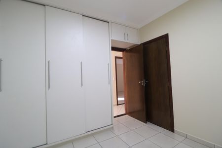 Casa de condomínio para alugar com 210m², 3 quartos e 4 vagasQuarto 1 - Suíte