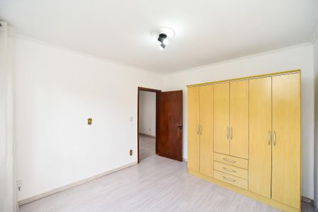 Quarto 1 de casa para alugar com 3 quartos, 79m² em Jardim Sabará, Porto Alegre