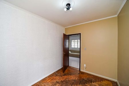 Quarto 2 de casa para alugar com 3 quartos, 79m² em Jardim Sabará, Porto Alegre