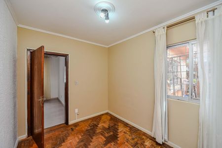 Quarto 2 de casa para alugar com 3 quartos, 79m² em Jardim Sabará, Porto Alegre