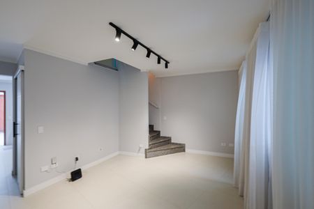 Sala de casa à venda com 2 quartos, 79m² em Vila Maria Alta, São Paulo