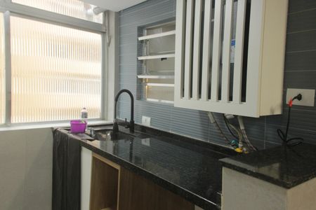 Apartamento para alugar com 90m², 2 quartos e 1 vagaCozinha e Área de Serviço