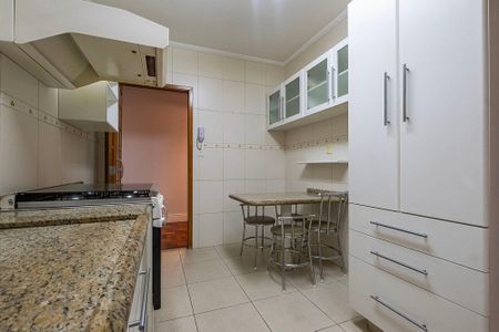 Apartamento para alugar com 93m², 2 quartos e 1 vagaCozinha