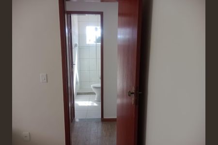 Sala de apartamento para alugar com 2 quartos, 68m² em Caxito, Maricá
