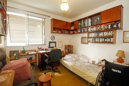 Apartamento à venda com 137m², 3 quartos e 1 vagaQuarto 2