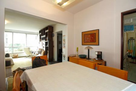 Apartamento à venda com 137m², 3 quartos e 1 vagaSala de Jantar