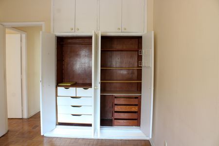 Apartamento à venda com 120m², 3 quartos e 1 vagaQuarto 1