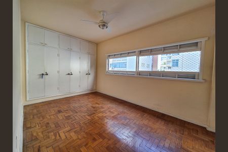 Apartamento à venda com 120m², 3 quartos e 1 vagaQuarto 2