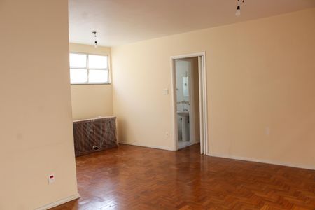 Apartamento à venda com 120m², 3 quartos e 1 vagaSala