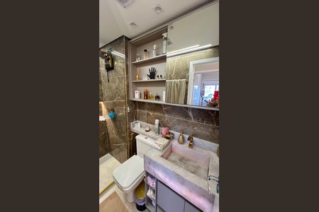 Banheiro de apartamento à venda com 2 quartos, 59m² em Centro, Diadema