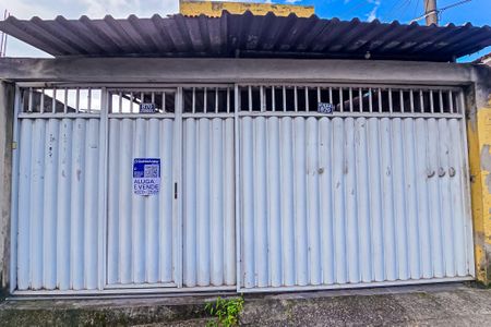 Casa para alugar com 90m², 3 quartos e 2 vagas Casa para alugar com 90m², 3 quartos e 2 vagasFachada casa com placa