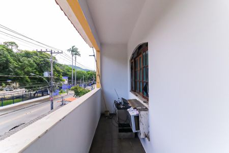 Casa para alugar com 90m², 3 quartos e 2 vagas Casa para alugar com 90m², 3 quartos e 2 vagasQuarto 3 - Suíte varanda