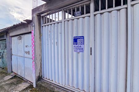 Casa para alugar com 90m², 3 quartos e 2 vagas Casa para alugar com 90m², 3 quartos e 2 vagasFachada casa com placa