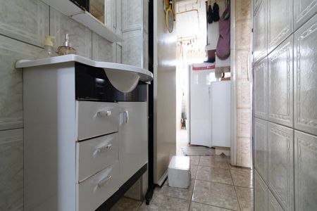 Apartamento à venda com 48m², 2 quartos e 1 vaga Apartamento à venda com 48m², 2 quartos e 1 vagaBanheiro