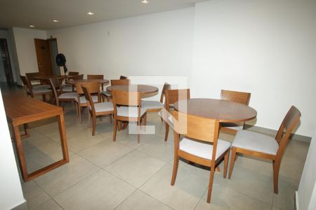 Apartamento à venda com 75m², 3 quartos e 2 vagasÁrea comum - Salão de festas