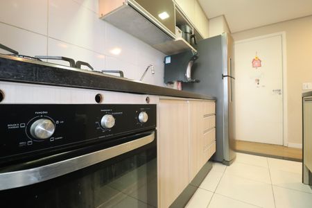 Apartamento à venda com 75m², 3 quartos e 2 vagasCozinha