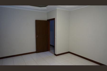 Casa para alugar com 560m², 5 quartos e 6 vagasSuíte 4