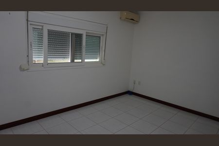 Casa para alugar com 560m², 5 quartos e 6 vagasSuíte 3