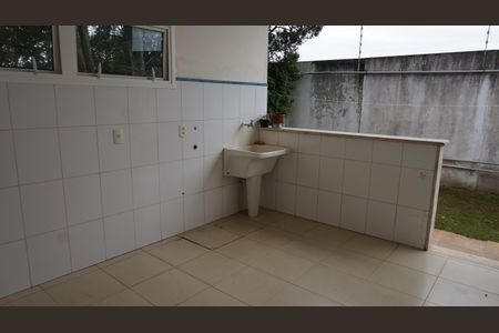 Área de serviço de casa para alugar com 5 quartos, 560m² em Vila Branca, Jacareí