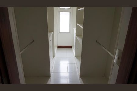 Casa para alugar com 560m², 5 quartos e 6 vagasSuíte 3