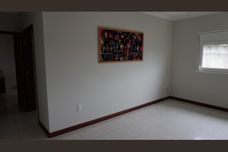 Casa para alugar com 560m², 5 quartos e 6 vagasSuíte 2