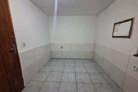 Quarto de casa para alugar com 1 quarto, 50m² em Parque Uruguaiana, Duque de Caxias