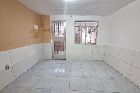 Sala de casa para alugar com 1 quarto, 50m² em Parque Uruguaiana, Duque de Caxias