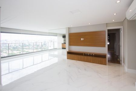 Apartamento para alugar com 3 quartos, 125m² em Campo Belo, São Paulo
