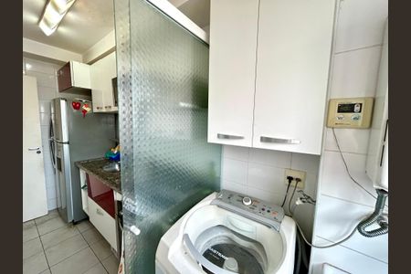 Apartamento para alugar com 58m², 2 quartos e 1 vagaÁrea de Serviço